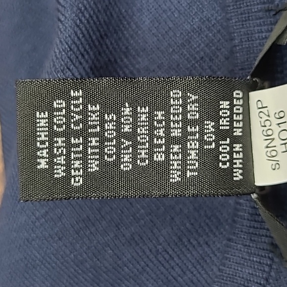 NEW ALFANI DARK BLUE LONG SLEEVE ASYMMETRICAL PULLOVER SWEATER - Picture 11 of 11